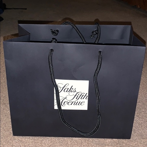 Interlocking G Gucci Watch - Picture 2 of 5